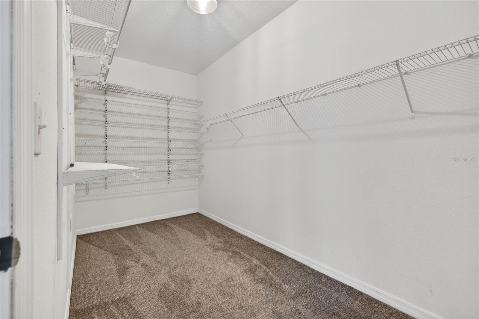 Image 25 of 32 For 105 Columbus Drive