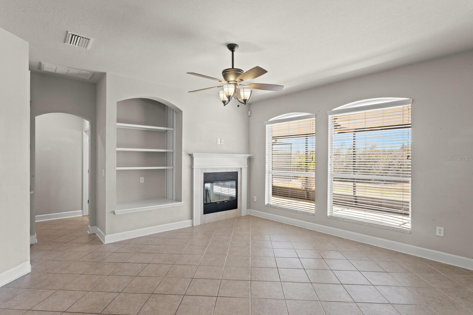 Image 13 of 56 For 12311 Silton Peace Drive