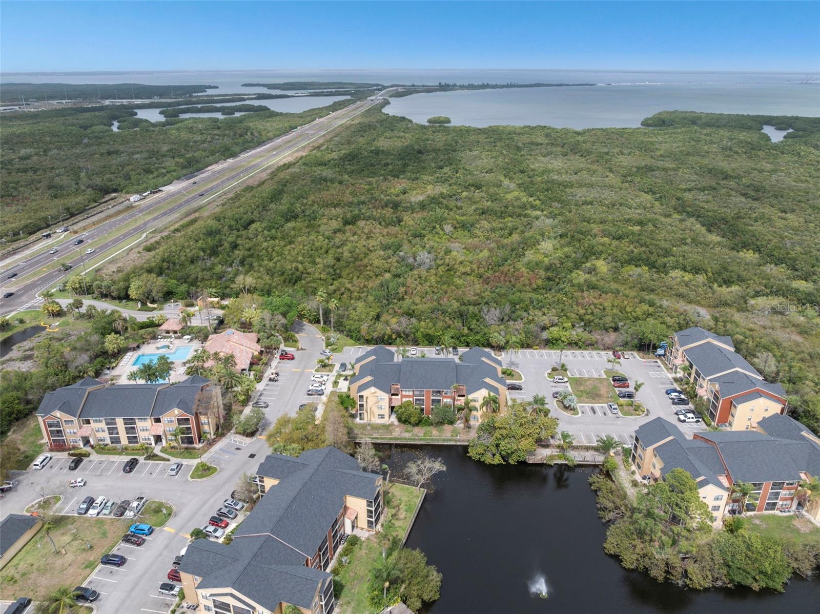 Image 11 of 37 For 11901 4th Street N 3202