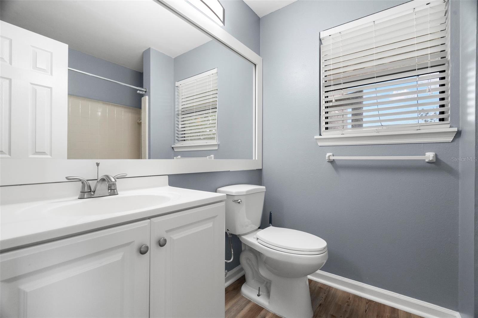 Image 16 of 37 For 11901 4th Street N 3202