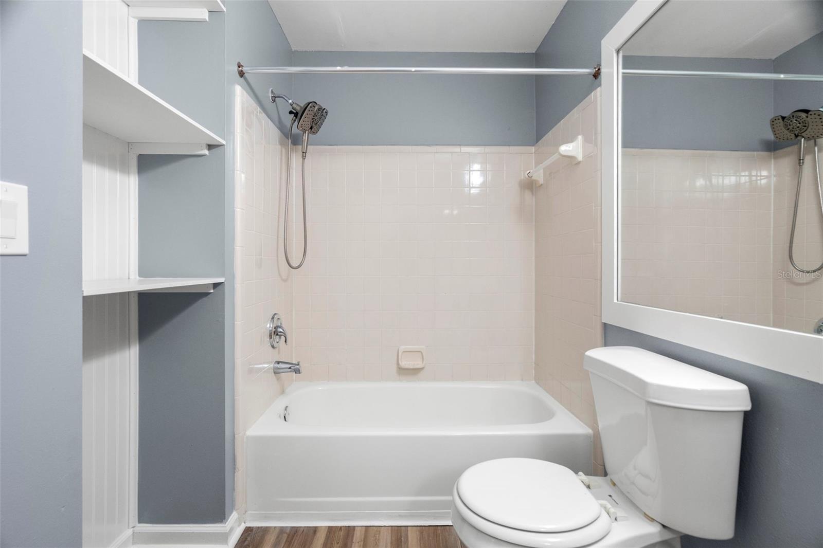 Image 22 of 37 For 11901 4th Street N 3202