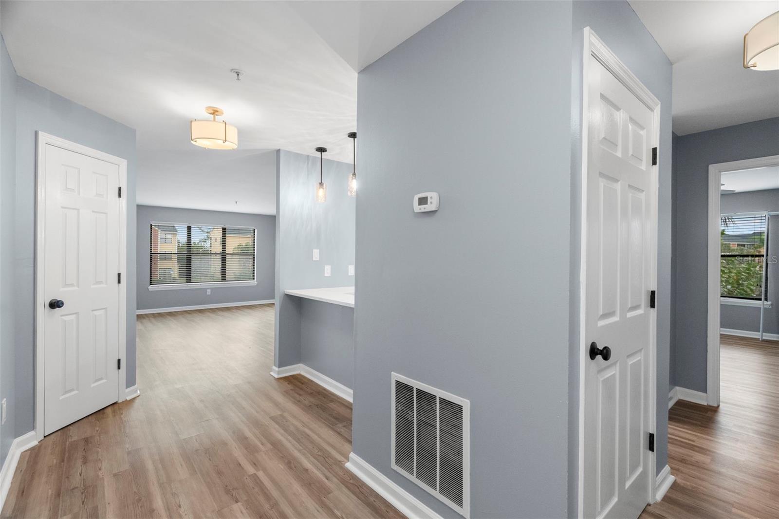 Image 25 of 37 For 11901 4th Street N 3202