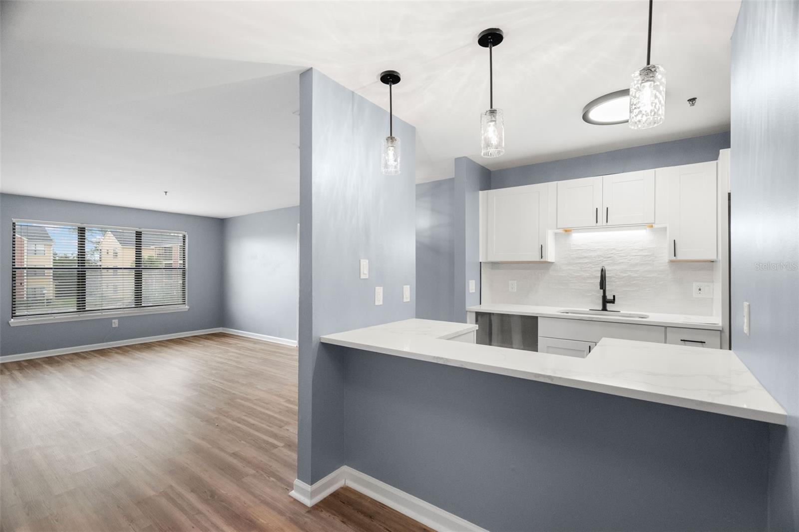 Image 26 of 37 For 11901 4th Street N 3202