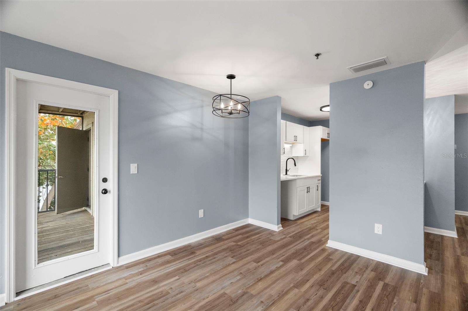 Image 34 of 37 For 11901 4th Street N 3202