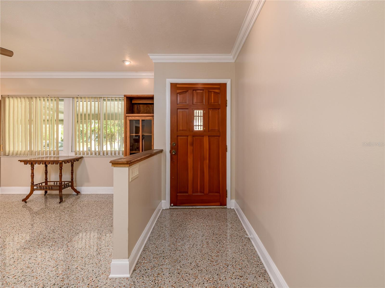 Image 5 of 35 For 907 Hillside Terrace