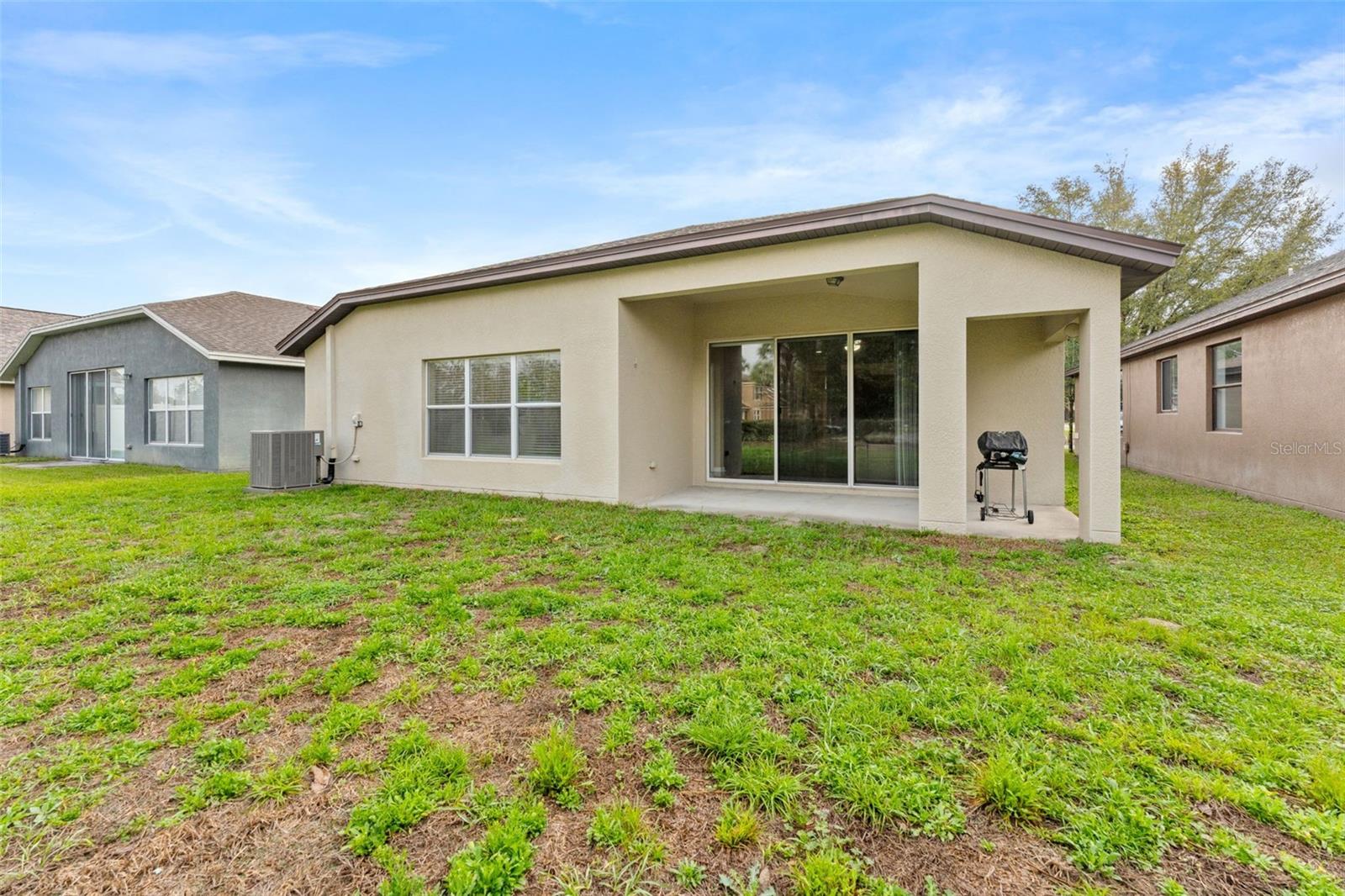 Listing photo id 17 for 496 Sea Holly Drive