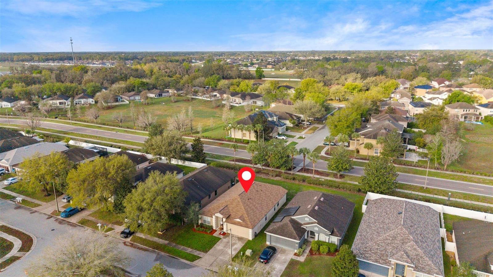 Listing photo id 18 for 496 Sea Holly Drive