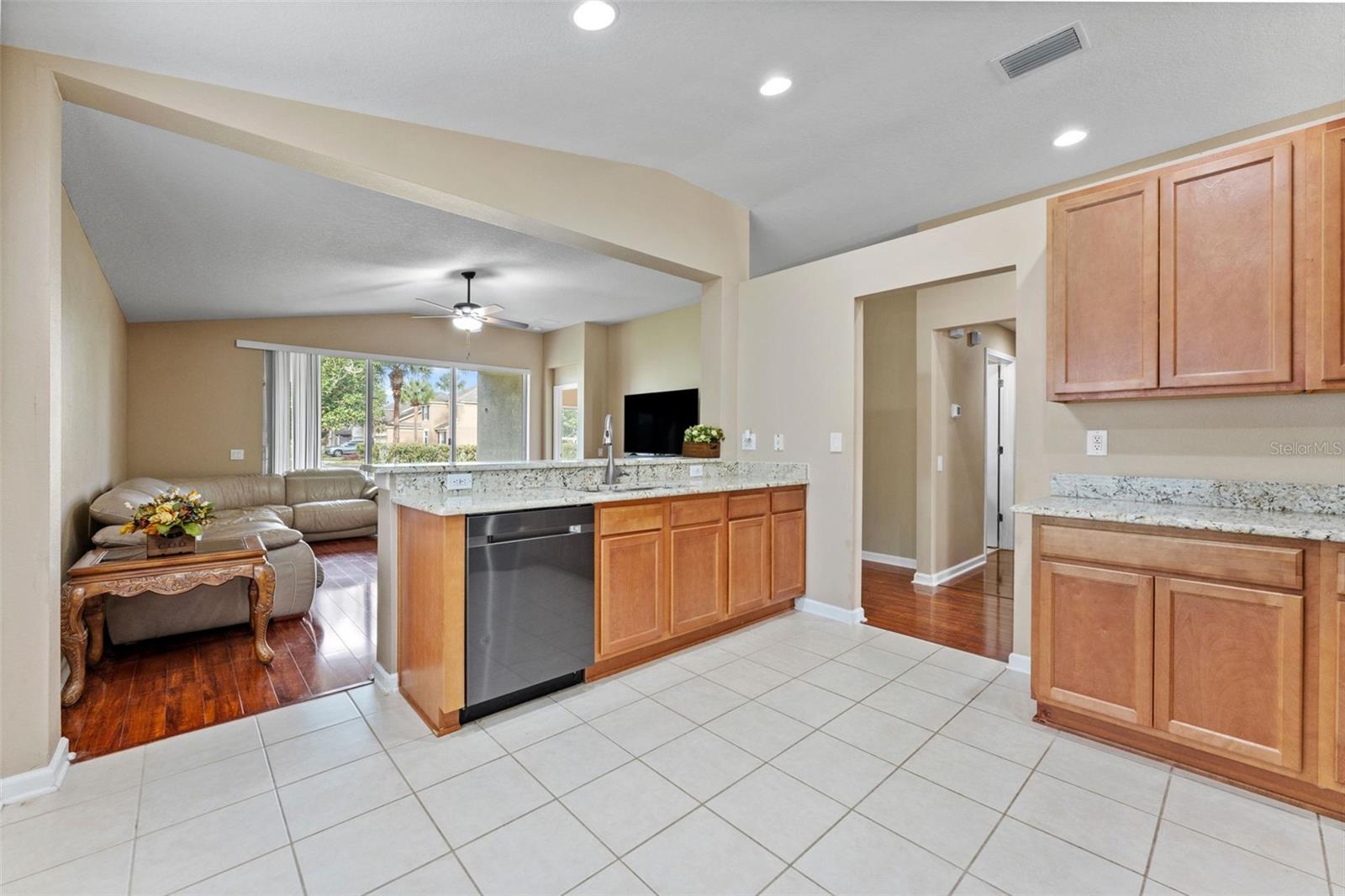 Listing photo id 5 for 496 Sea Holly Drive