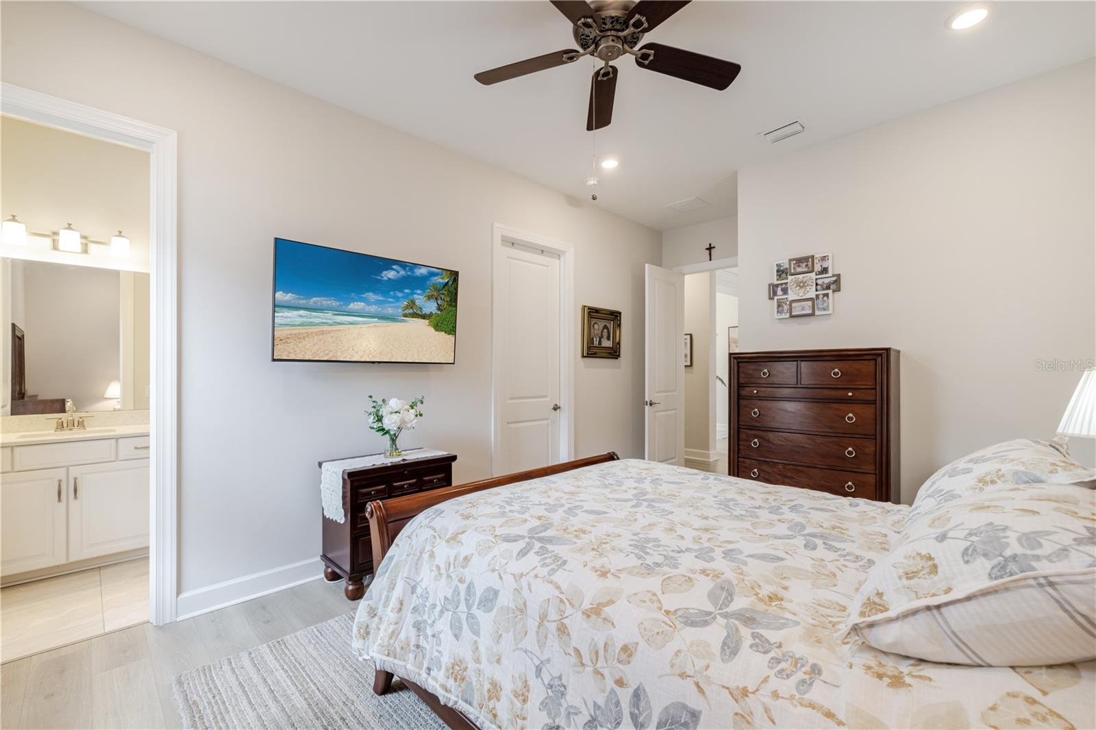 Image 30 of 68 For 17602 Terracina Drive