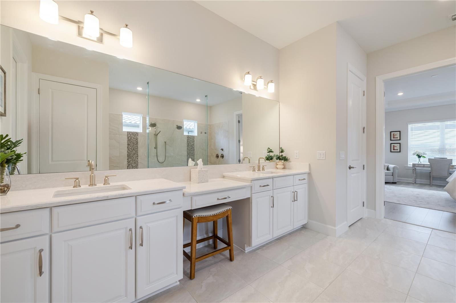 Image 39 of 68 For 17602 Terracina Drive