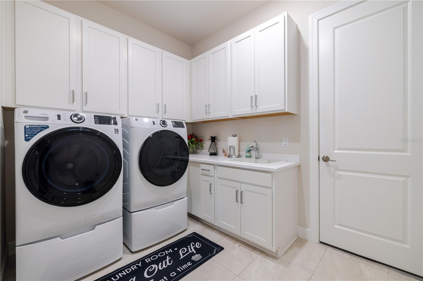 Image 42 of 68 For 17602 Terracina Drive