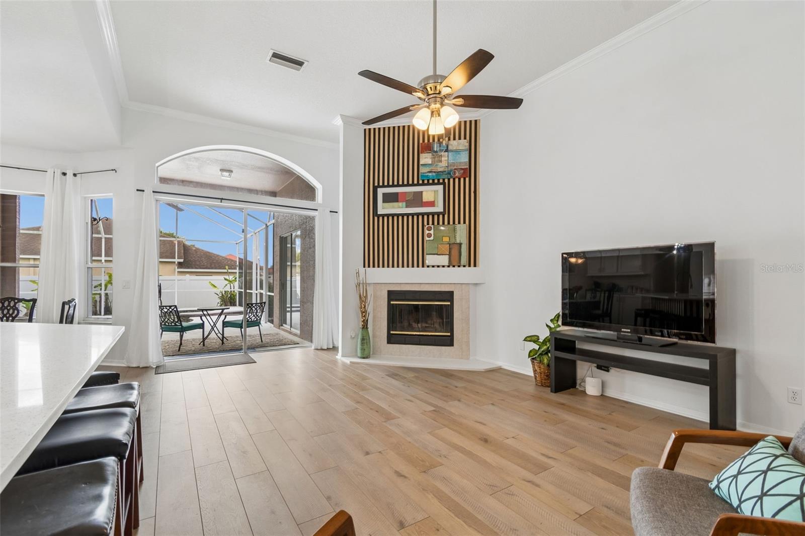 Listing photo id 12 for 17906 Sparrows Nest Drive