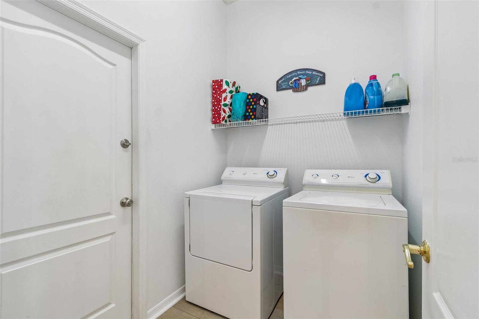 Listing photo id 19 for 17906 Sparrows Nest Drive