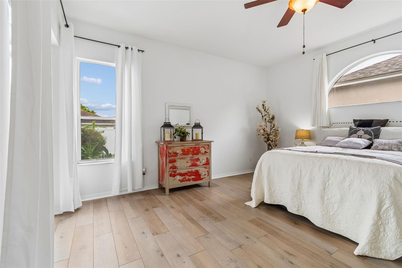 Listing photo id 26 for 17906 Sparrows Nest Drive