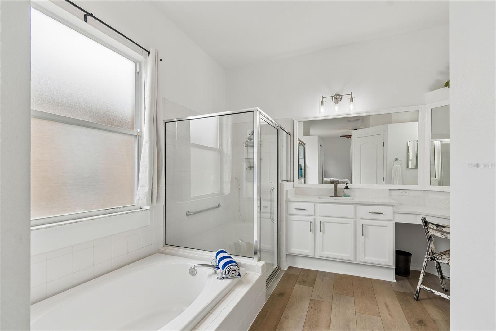 Listing photo id 31 for 17906 Sparrows Nest Drive