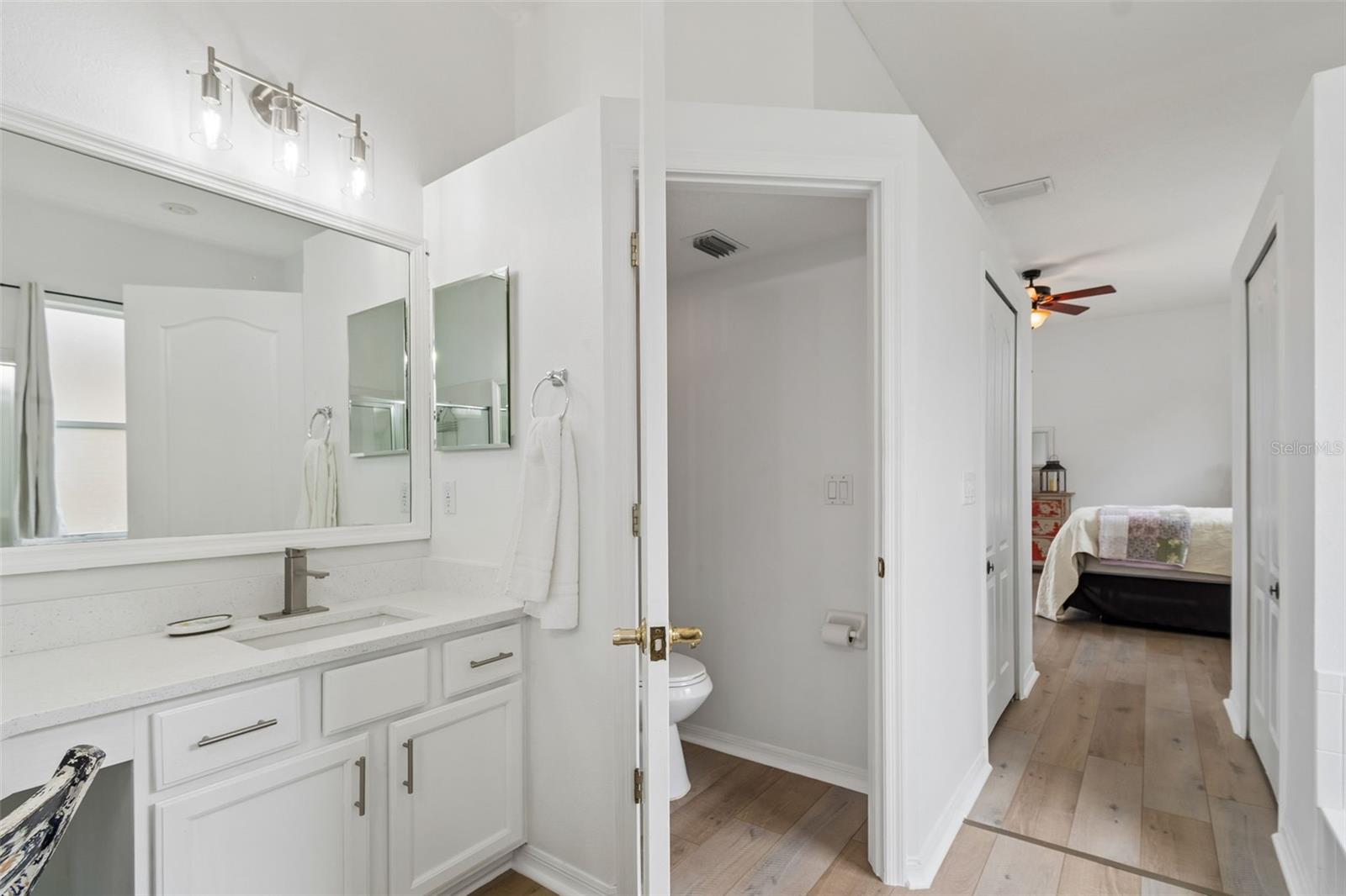 Listing photo id 33 for 17906 Sparrows Nest Drive