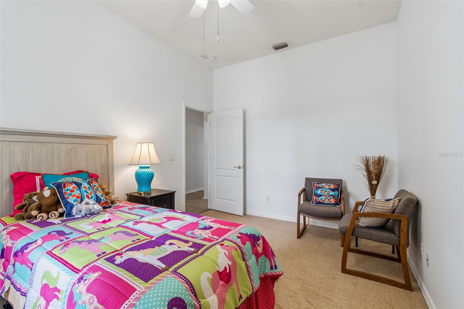 Listing photo id 38 for 17906 Sparrows Nest Drive