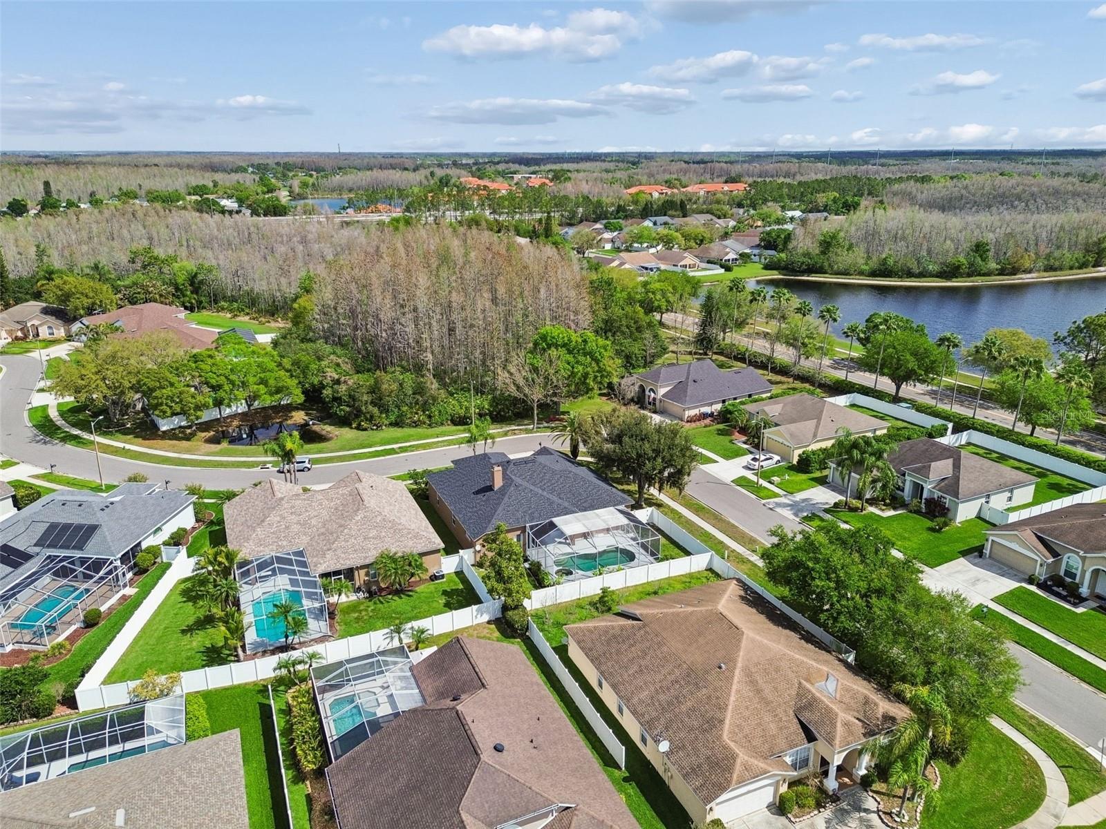 Listing photo id 57 for 17906 Sparrows Nest Drive