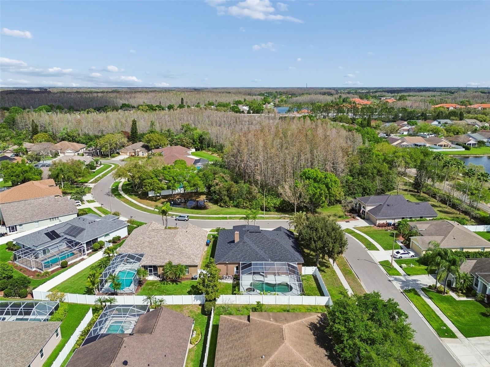 Listing photo id 58 for 17906 Sparrows Nest Drive