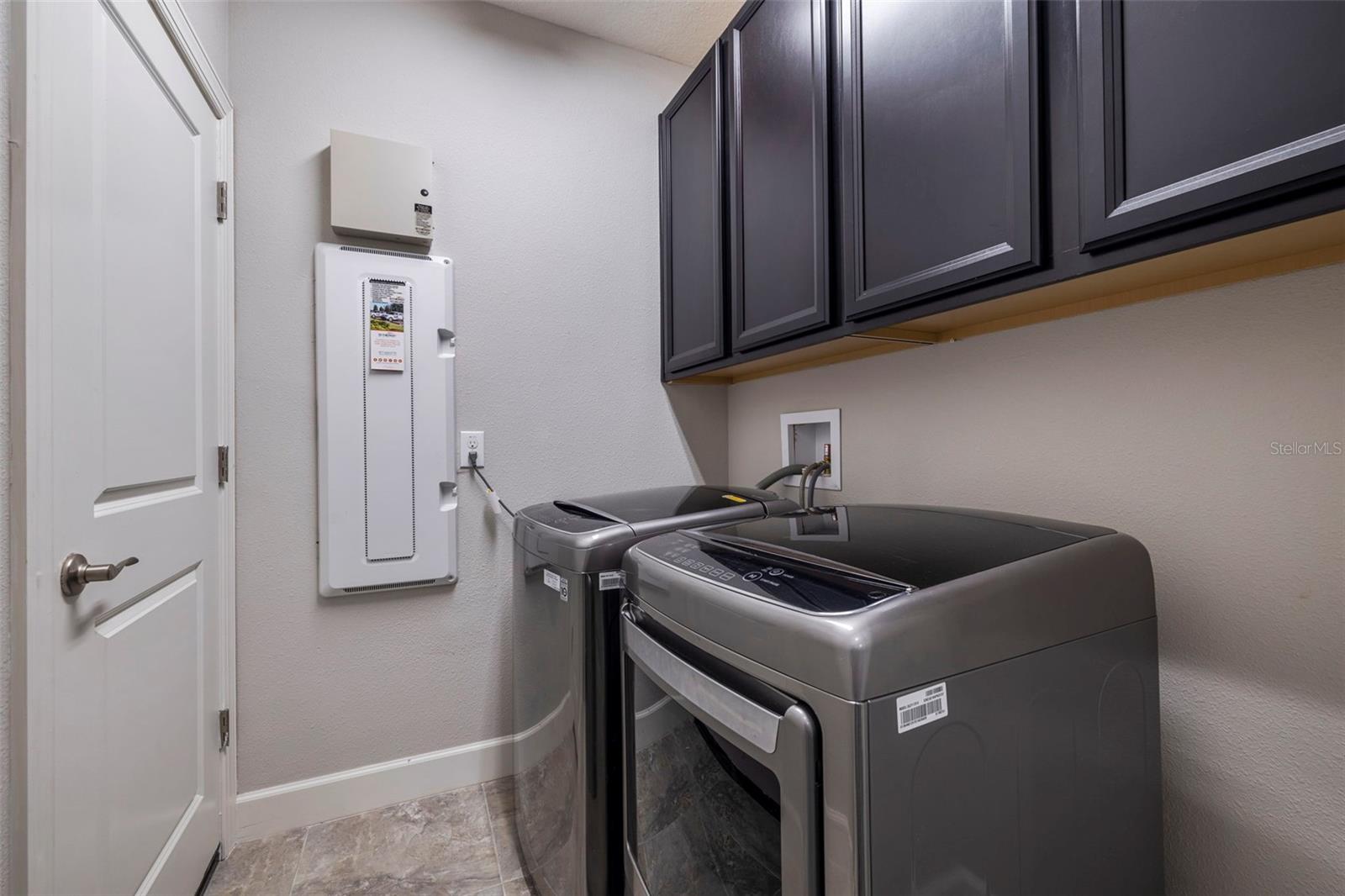 Listing photo id 24 for 6064 Moorings Drive S