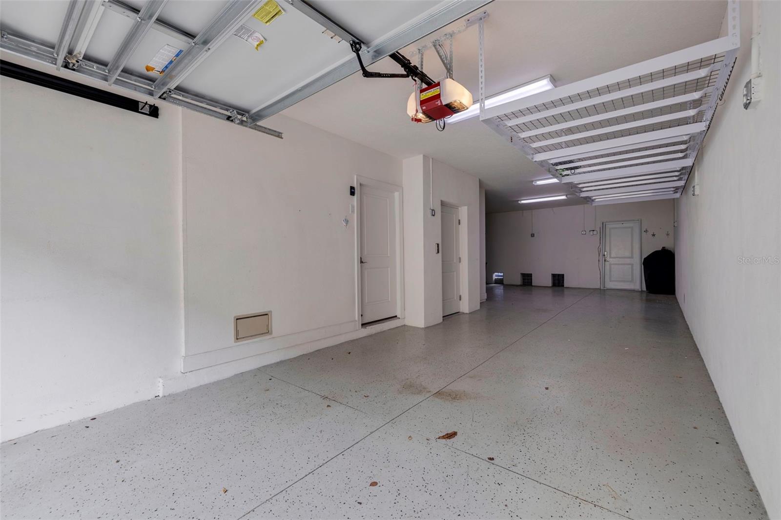 Listing photo id 25 for 6064 Moorings Drive S