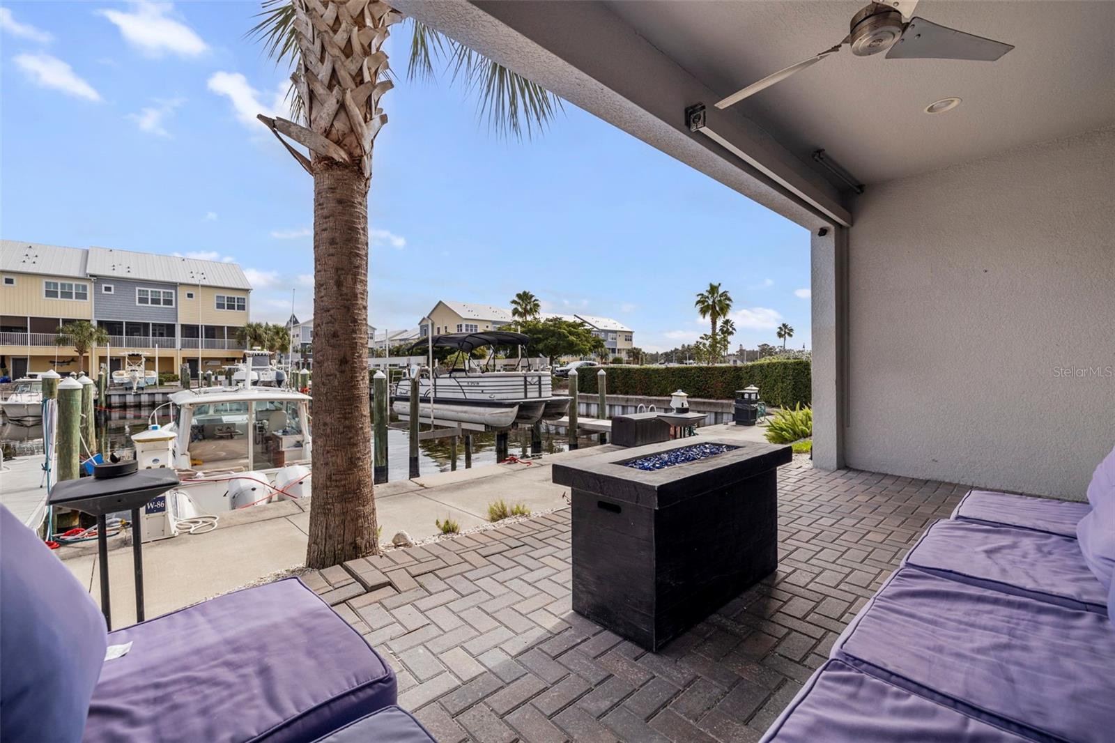 Listing photo id 27 for 6064 Moorings Drive S