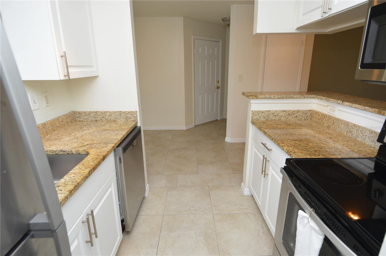 Image 11 of 93 For 8629 Fancy Finch Drive 101