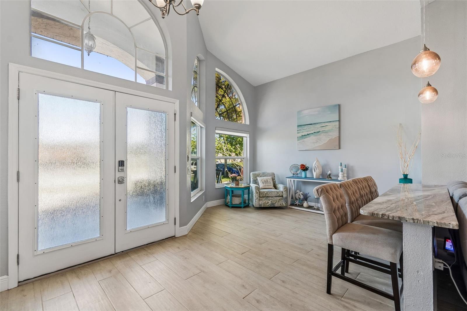 Image 16 of 59 For 2900 Lake Saxon Drive