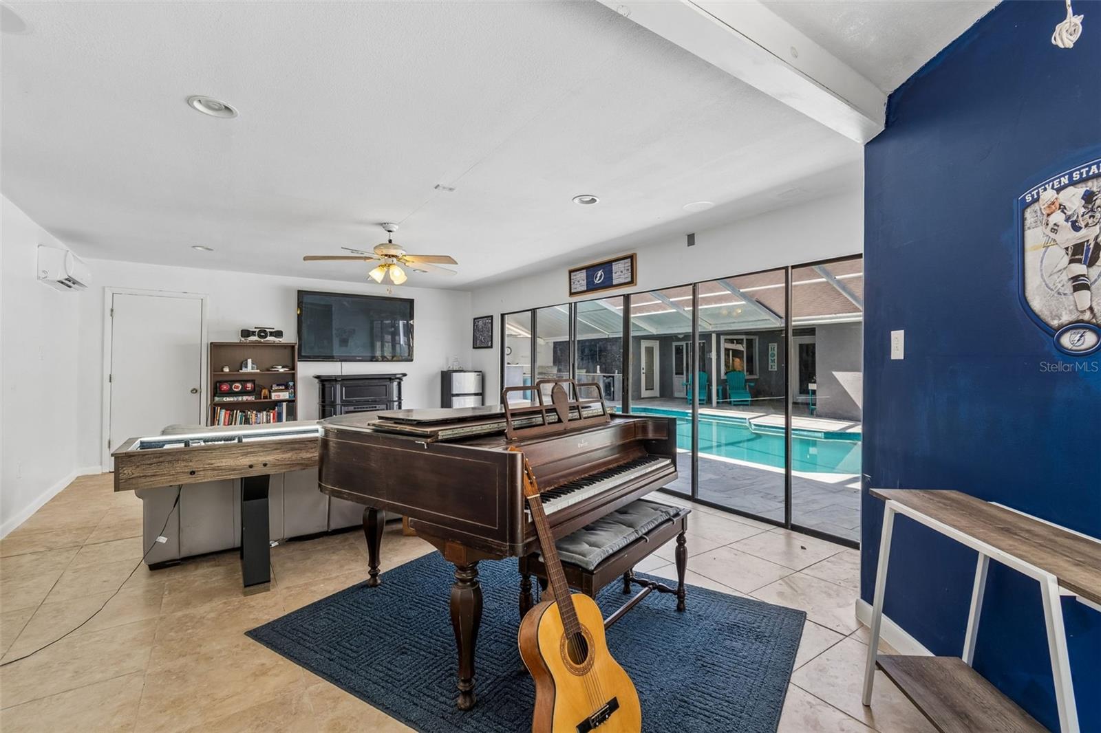 Image 39 of 59 For 2900 Lake Saxon Drive