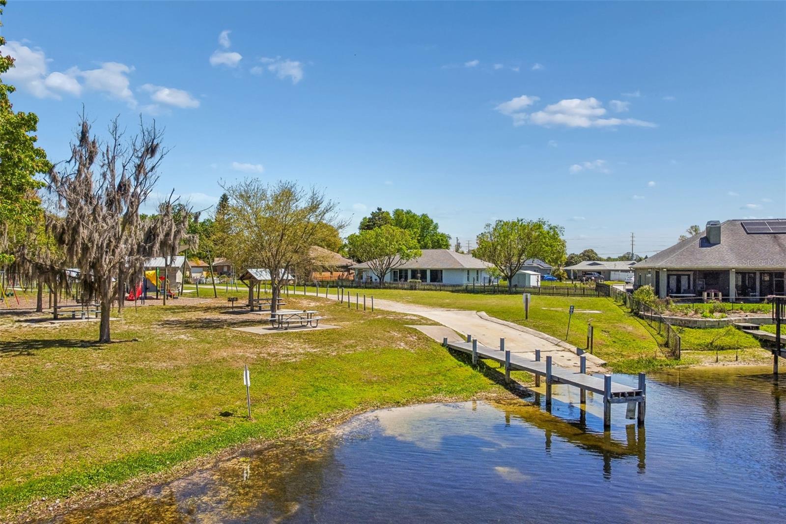 Image 56 of 59 For 2900 Lake Saxon Drive