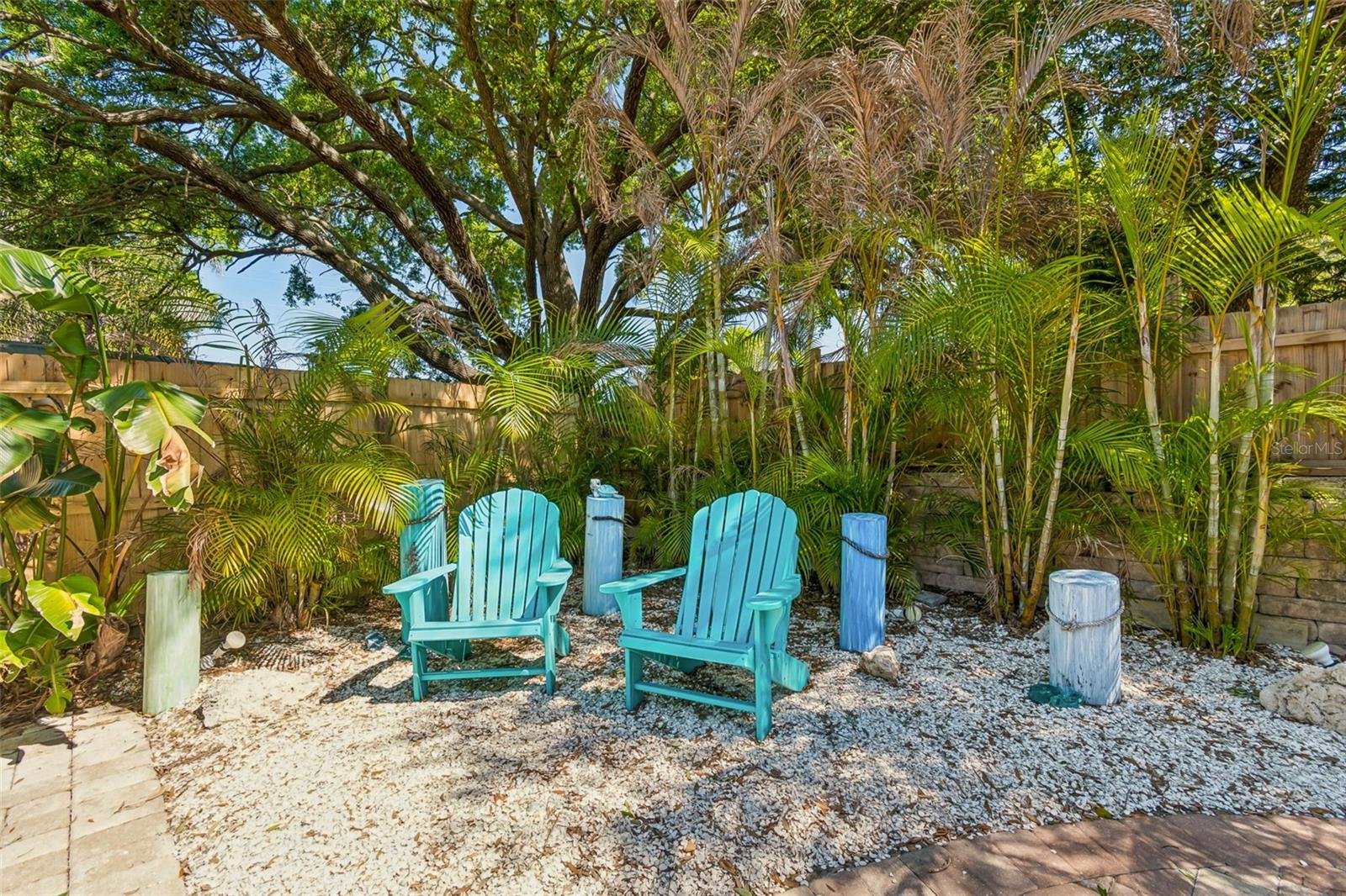 Image 6 of 59 For 2900 Lake Saxon Drive