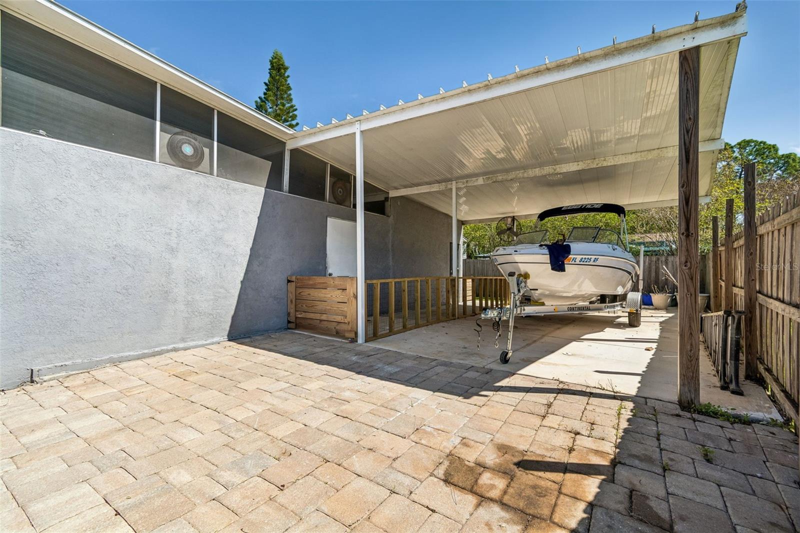 Image 8 of 59 For 2900 Lake Saxon Drive