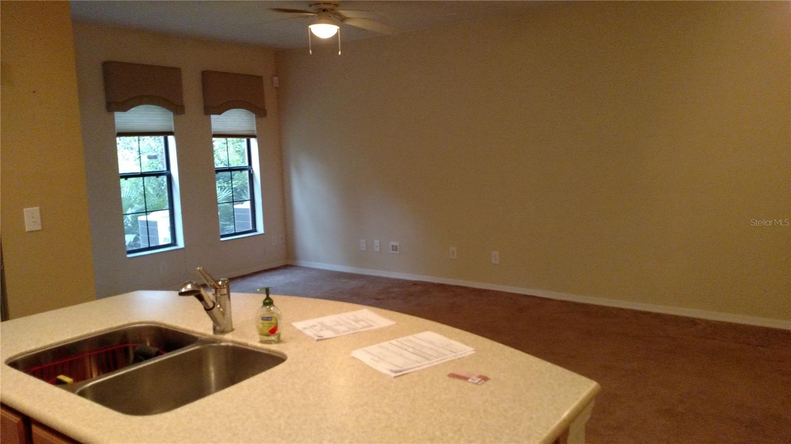 Image 12 of 33 For 30105 Mossbank Drive