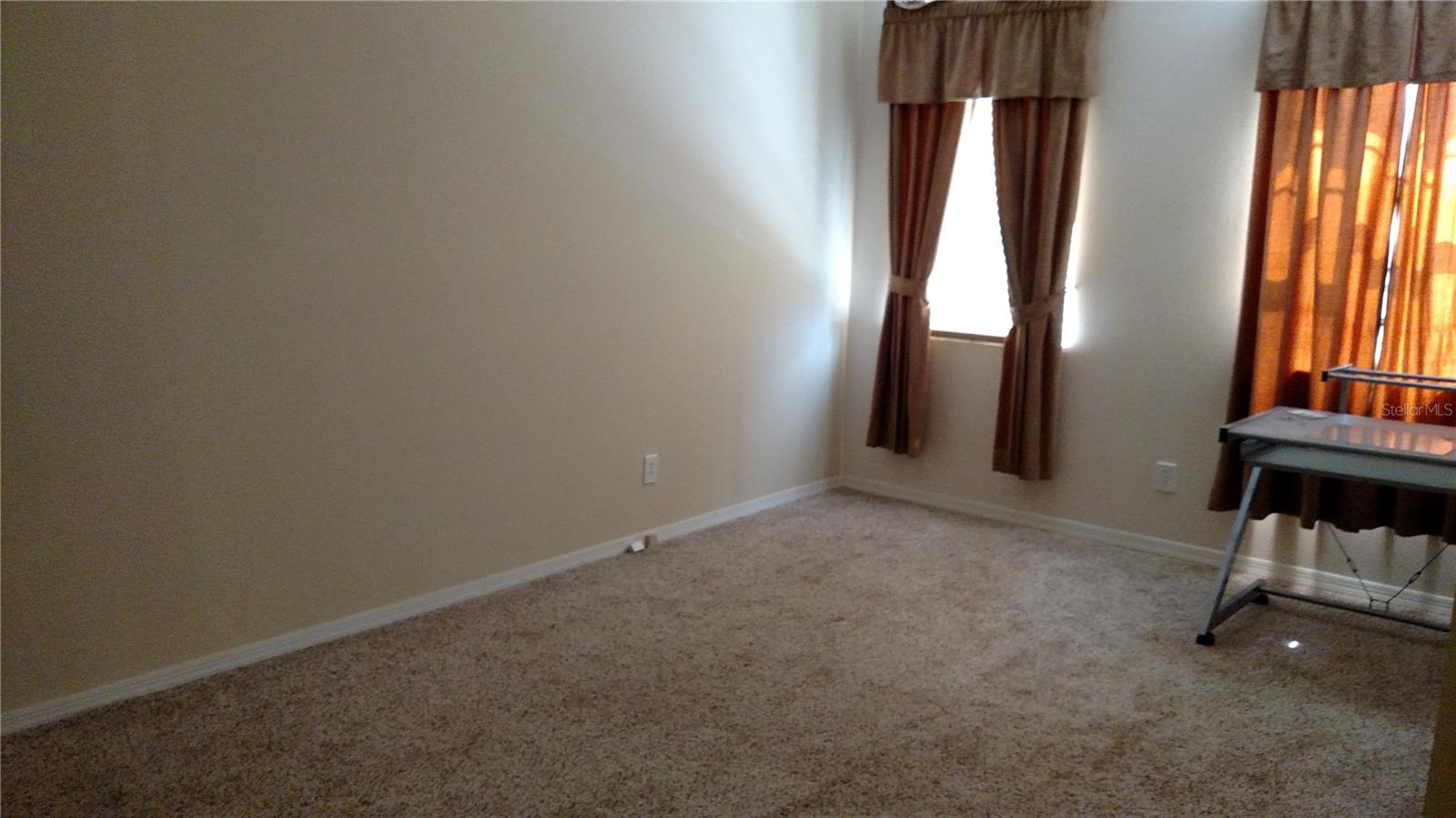 Image 26 of 33 For 30105 Mossbank Drive