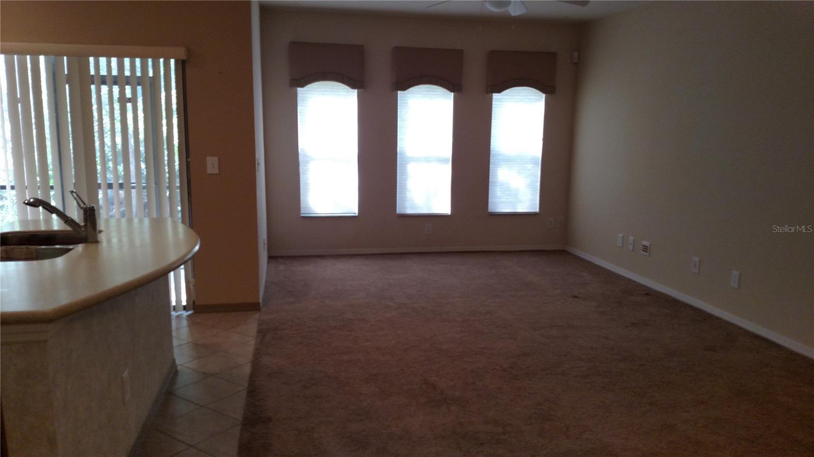 Image 7 of 33 For 30105 Mossbank Drive