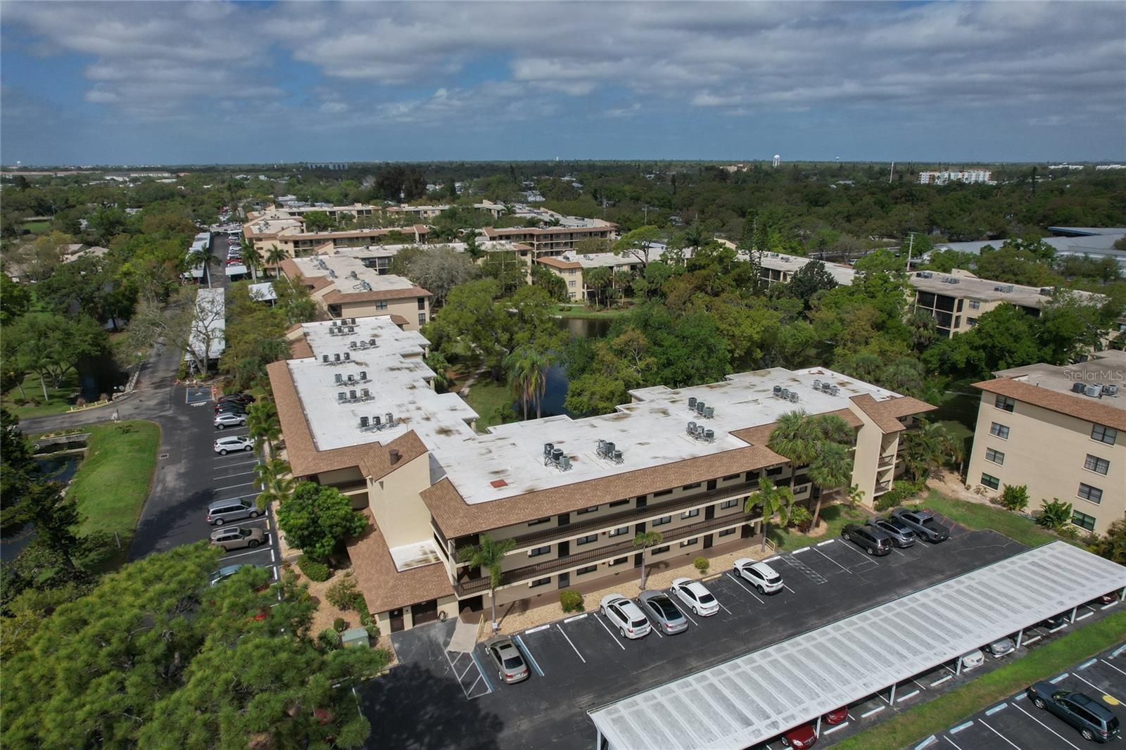 Image 24 of 26 For 305 30th Avenue W A208