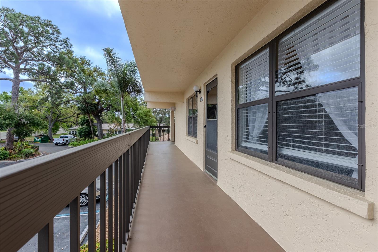 Image 3 of 26 For 305 30th Avenue W A208