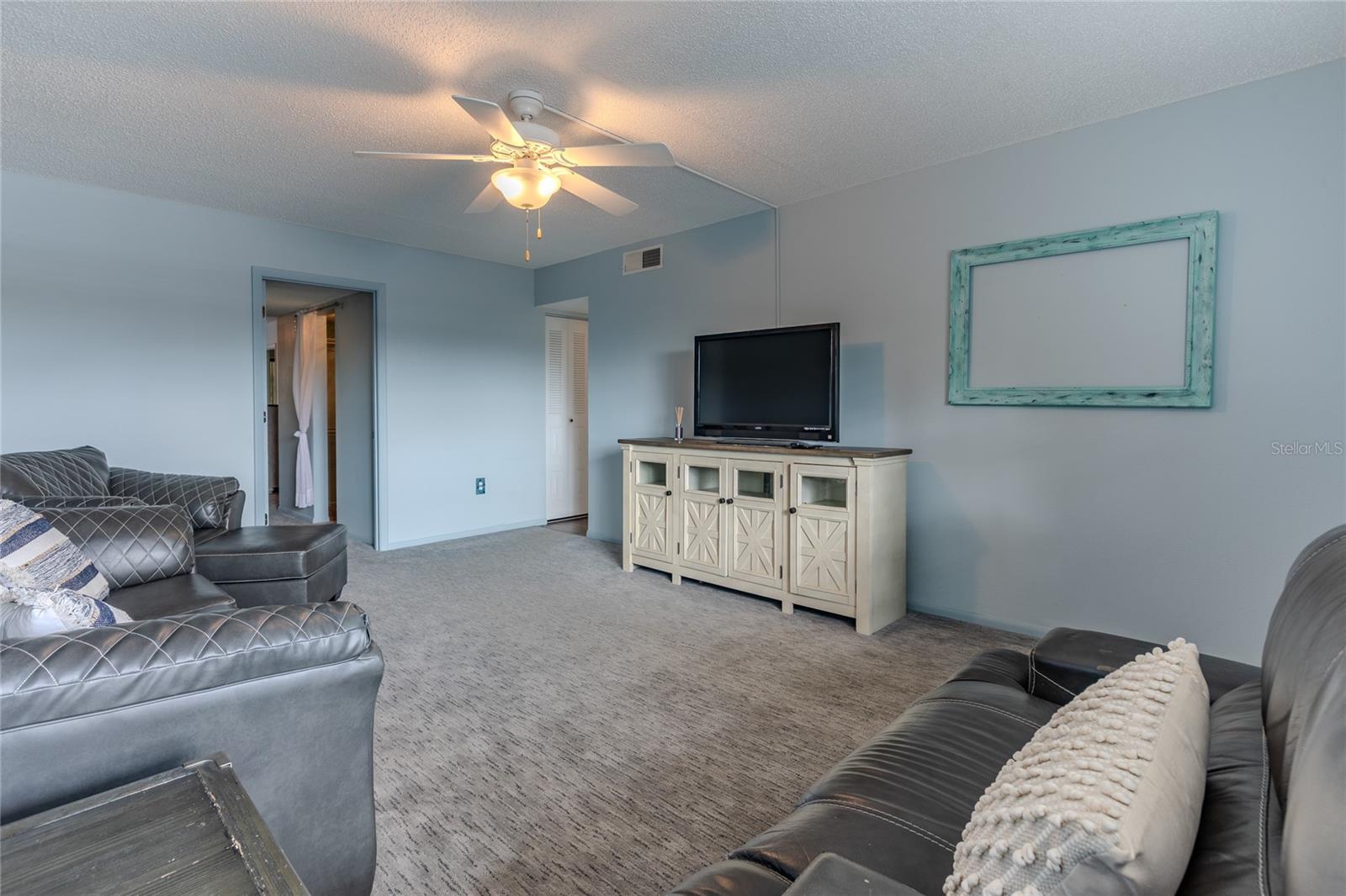 Image 5 of 26 For 305 30th Avenue W A208