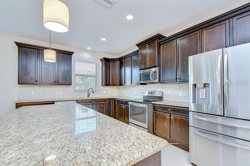 Image 18 of 38 For 871 Vino Verde Circle