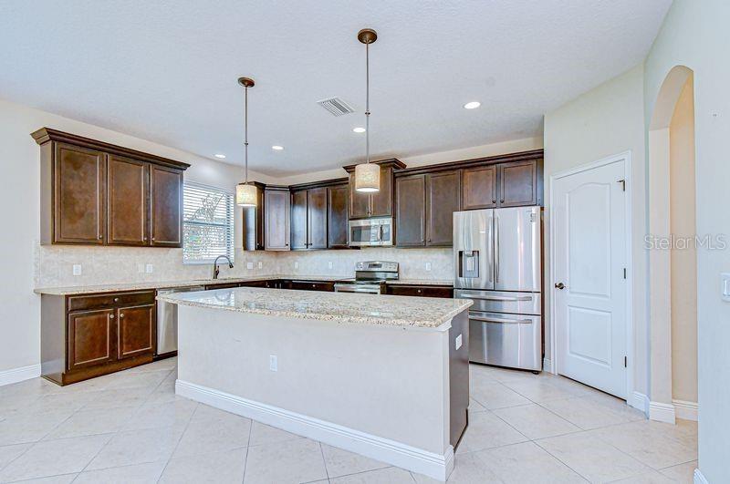 Image 19 of 38 For 871 Vino Verde Circle