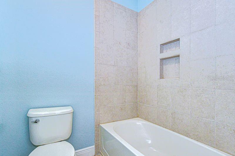 Image 27 of 38 For 871 Vino Verde Circle