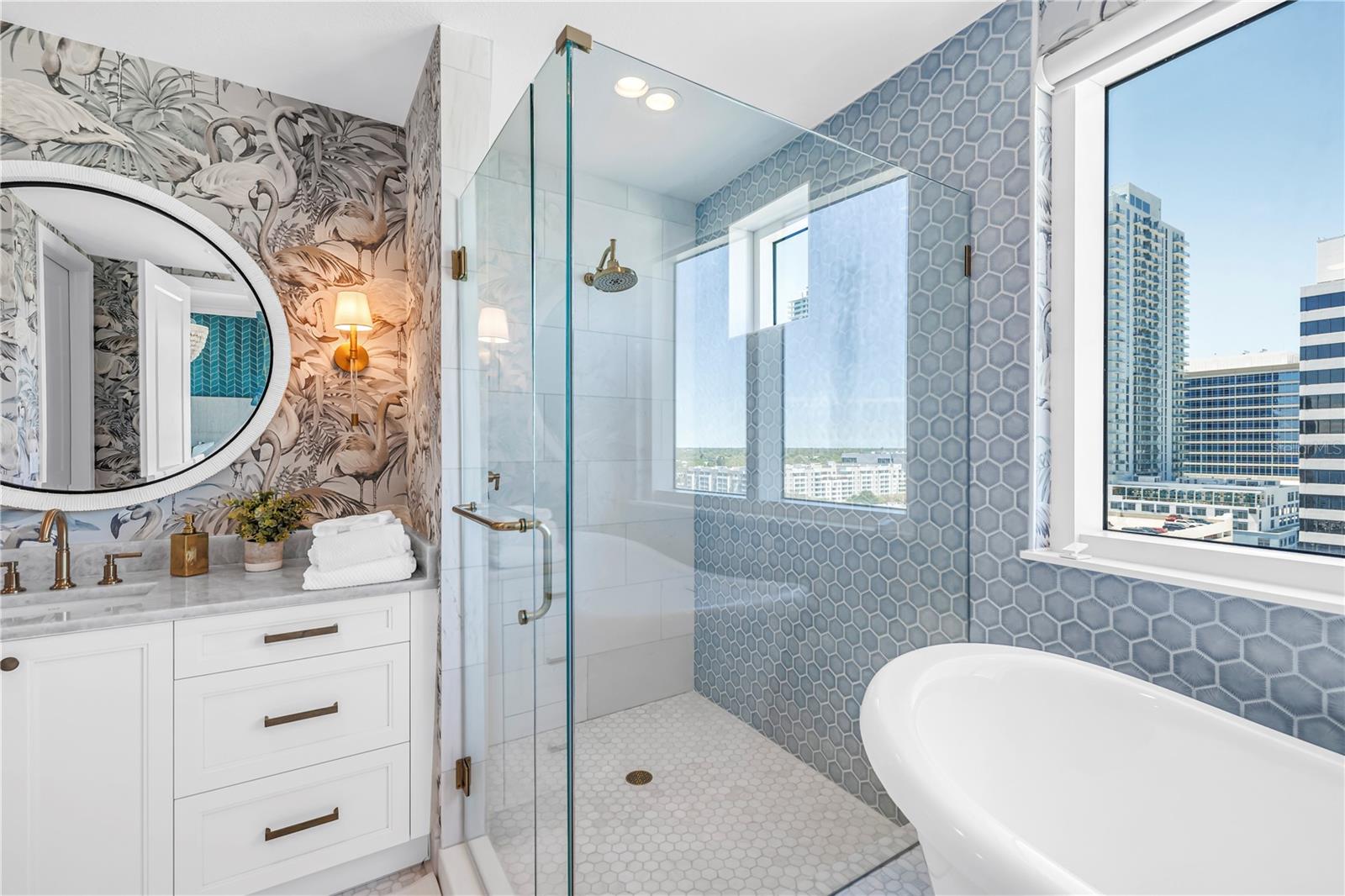 Image 35 of 56 For 180 Beach Drive Ne 1401