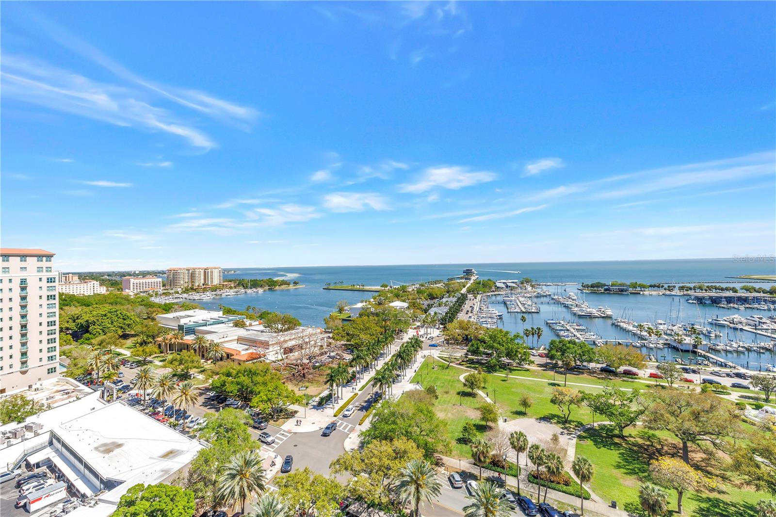 Image 50 of 56 For 180 Beach Drive Ne 1401