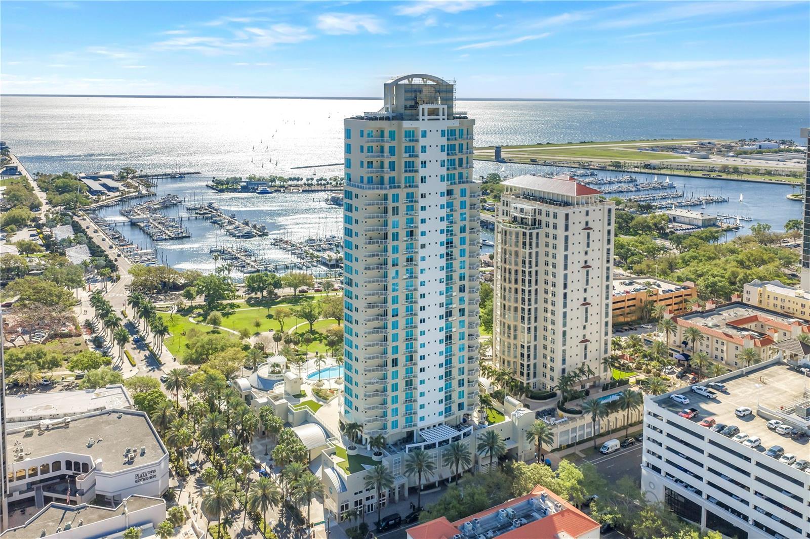 Image 55 of 56 For 180 Beach Drive Ne 1401