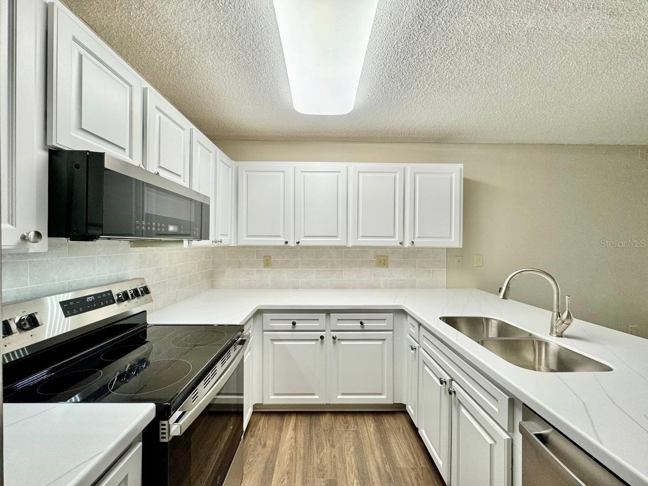 Image 15 of 31 For 3323 Crystal Court E A