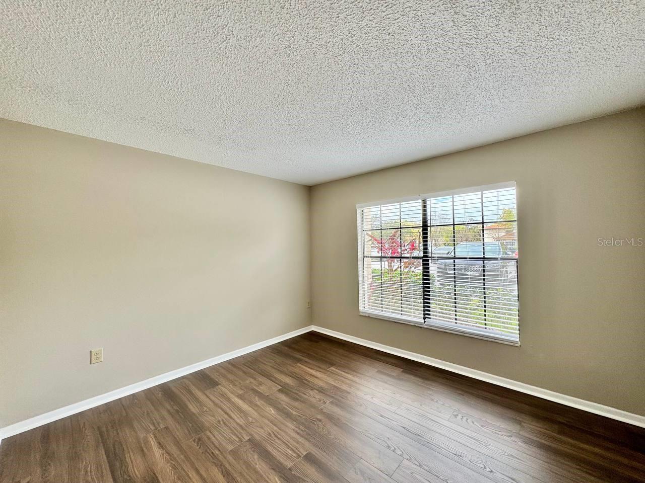 Image 16 of 31 For 3323 Crystal Court E A