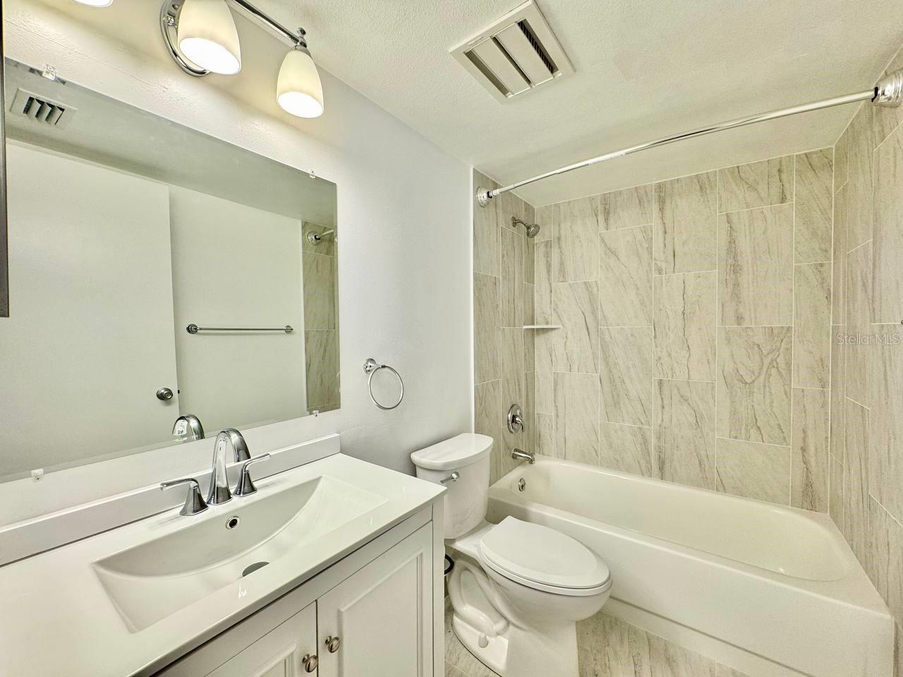 Image 19 of 31 For 3323 Crystal Court E A