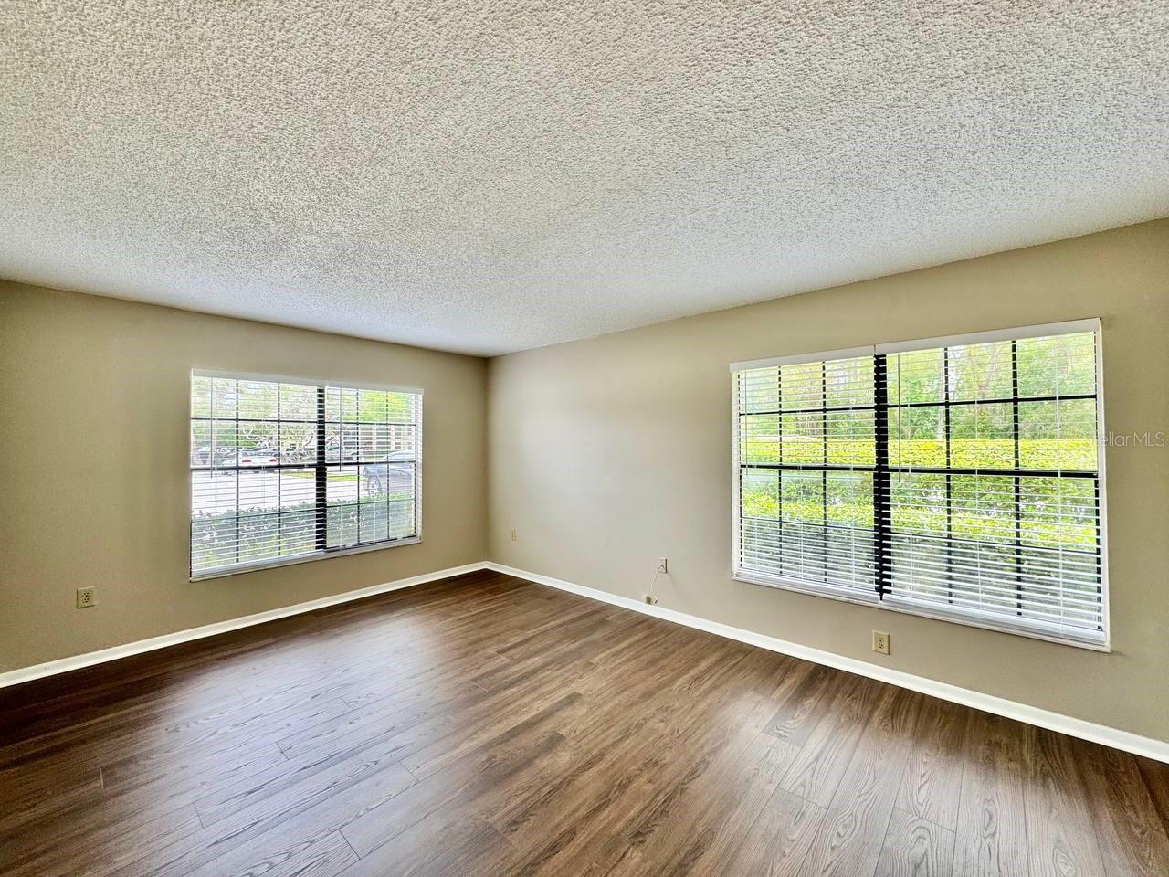 Image 20 of 31 For 3323 Crystal Court E A