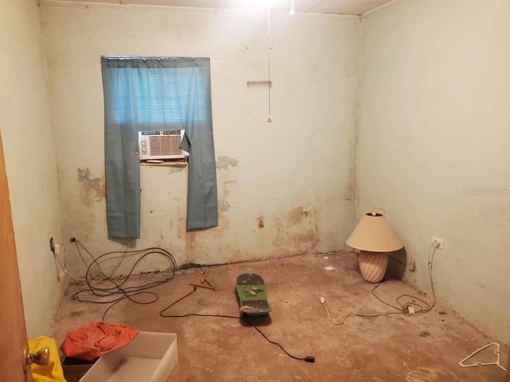 Image 6 of 15 For 2839 15th Avenue