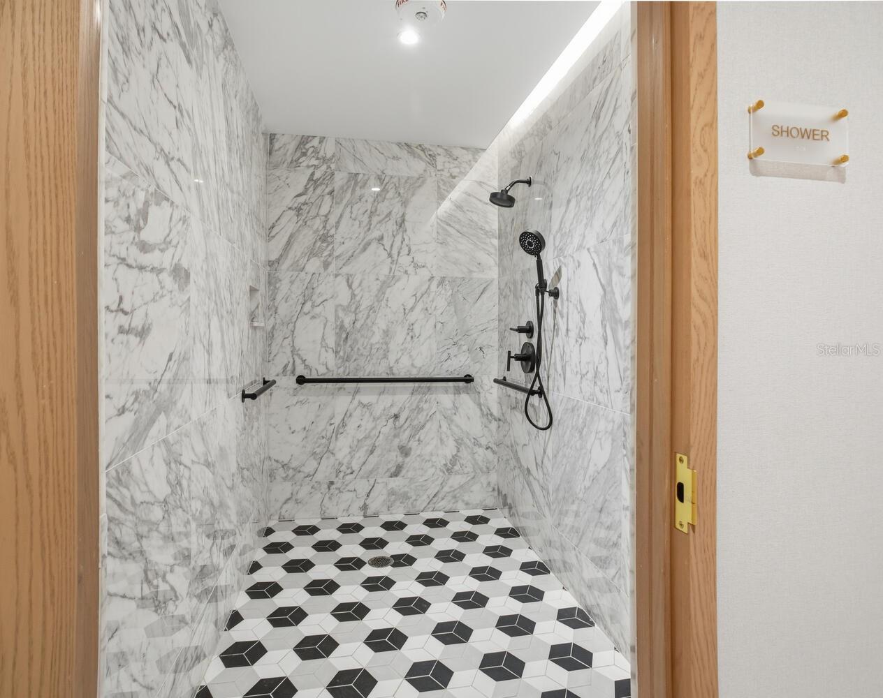 Image 29 of 92 For 3015 Ysabella Avenue 2303